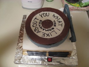 Record Player Cake - "What I Like About You" Record Player Cake - "What I Like About You"