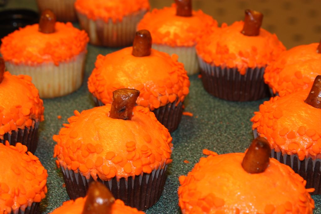 cupcakes_with_pumpkins